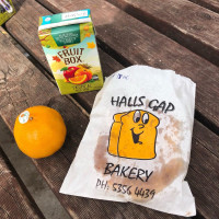 Halls Gap Bakery food