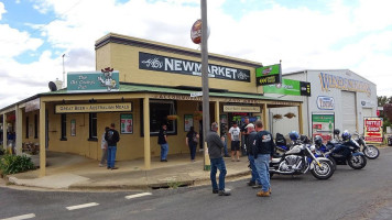 Newmarket Hotel food