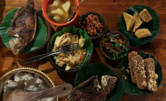 Serba Sambal Serua food