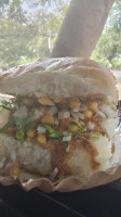 Naad Vadapav food