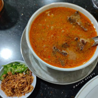 Rumah Makan Daeng Rannu food