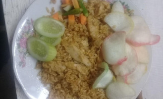 Nasi Goreng Pontang-panting food