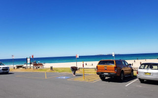 Ciccio's Narooma outside