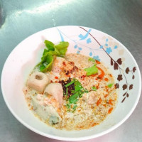 Grim Nguan Noodle food