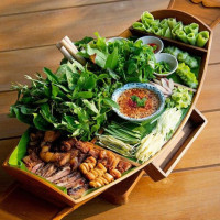 Ruen Jarung food