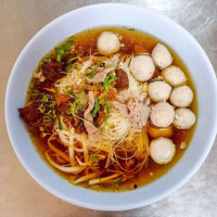 Uan Ja Noodle food