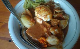 Siomay Mabuk food