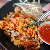 Meesapam Khun Yai Chian food