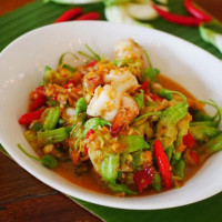 Baan Pomphet food