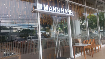 Mann Hann inside