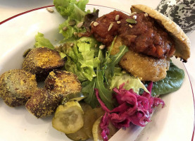 Vegan Jahamoon food