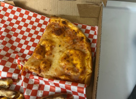 Gio's Pizza food