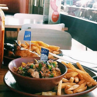 Nandos Derrimut food