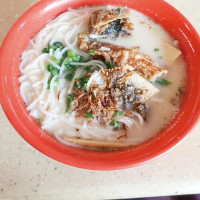 Ron Sheng Fish Head Bee Hoon food