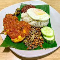 Nasi Lemak Ayam Taliwang food