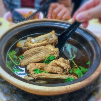 Yong Kee Claypot Bak Kut Teh food