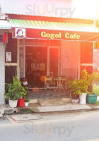 Gogol Cafe food