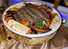 مطعم إمبيرو food