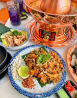 Krabi Thai Hotpot Núi Lửa Tuôn Trào food