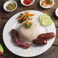 Gà Nướng Phi Long food