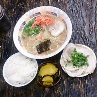 Wán Xīng ラーメン Diàn food