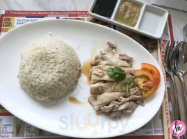 Tiong Bahru Hainanese Chicken Rice food