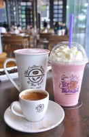 The Coffee Bean Tea Leaf food