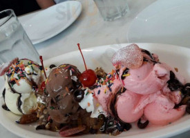 Sugar Factory food