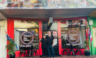 Kasama's Thai Kitchen food