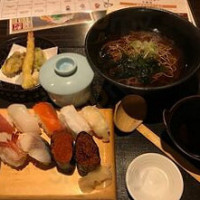 Tàn Shāo Jū Jiǔ Wū Shān の Yuán Qiān Suì Diàn food