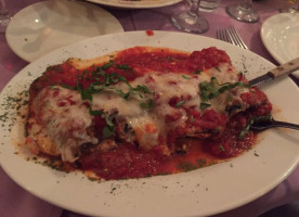 Enzzo's Trattoria food