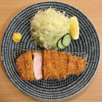 Kurobuta Tonkatsu Horiichi inside