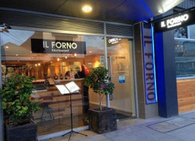 Il Forno outside