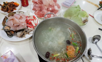 The Cube Hot Pot food