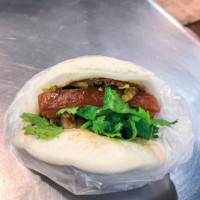 Yuan Fang Guabao food