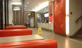 Jollibee inside