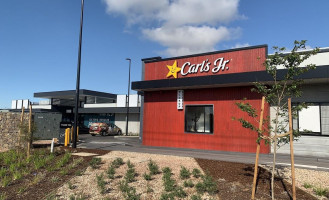 Carl's Jr. Altona North outside