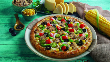 Domino's Pizza food