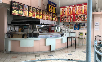 Fast Food House inside