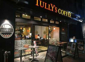 Tully's Coffee Yín Zuò Liù Dīng Mù Zhāo Hé Tōng り Diàn inside