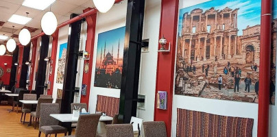 Devons Turkish Cafe inside