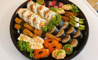 Bi Mi Sushi food