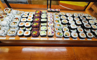 Ara Sushi food