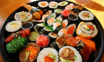 Sen Sushi food