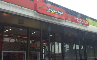 Pizza Hut Palmerston North Broadway outside