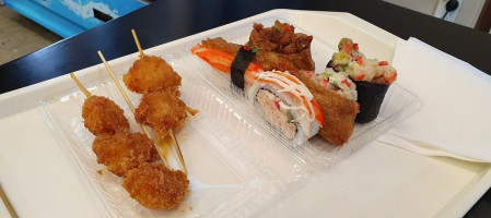 Sushi King food