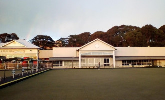 Club Narooma food