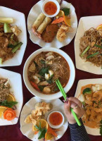 Khun Pai Thai Food food