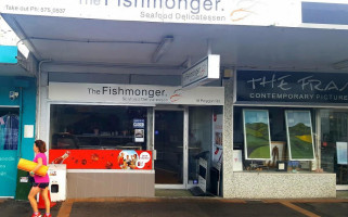 The Fishmonger Seafood Delicatessen food