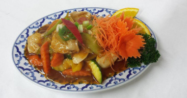 Mae Glong Thai food